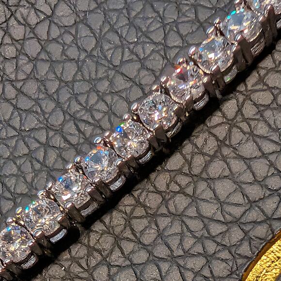 Diamond Tennis Necklace in White Gold - 3mm - 16" length - NIB - Picture 3 of 11